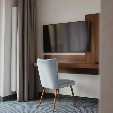 Aparthotel Five Seasons One