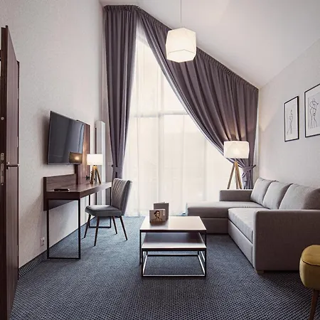 Aparthotel Five Seasons One